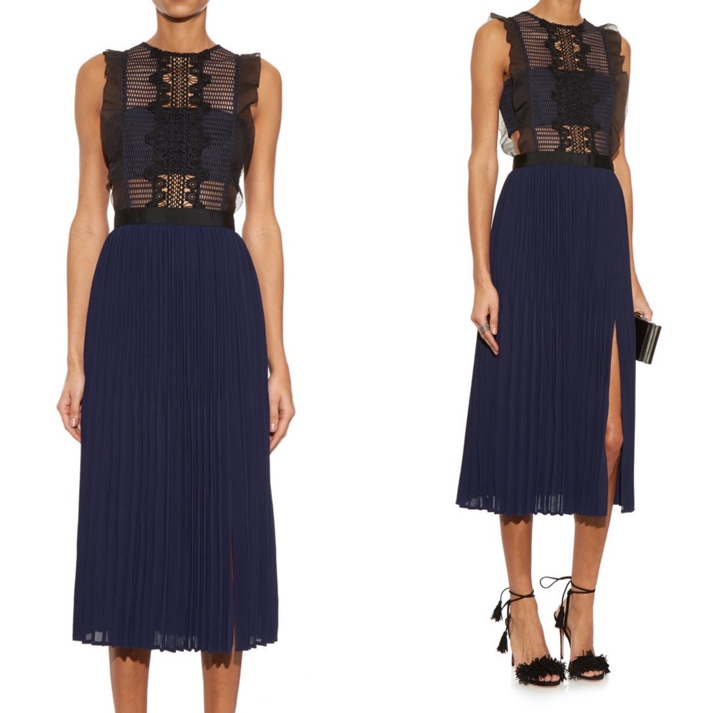 Self portrait Lace sleeveless pleated midi dress.